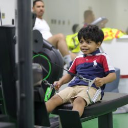 الفريق الأول يواصل التحضير للقاء لصقور